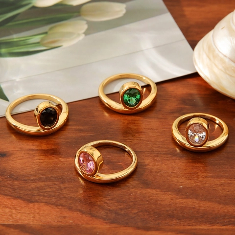 Anello Vintage in Acciaio al Titanio con Gemma Ovale per Donna Placcato Oro Design Francese Gioielli di Lusso