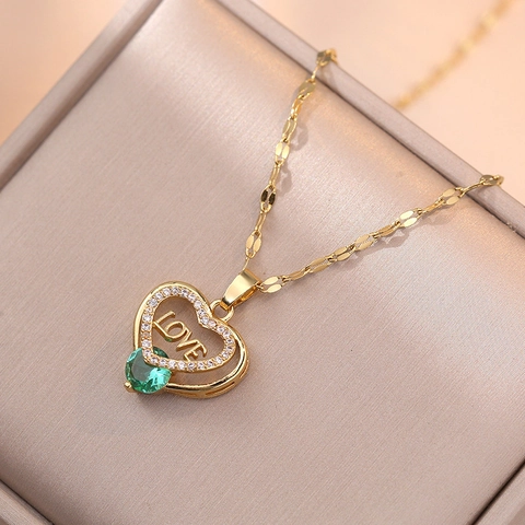 Titanium Steel Heart Pendant Necklace For Women LOVE Inscribed Crystal Rhinestone Gold Clave Chain Romantic Daily Jewelry