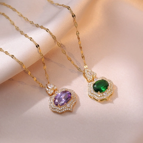 Leichter Luxus Titanstahl Smaragd Lila Zirkonia Ovaler Anhänger Halskette Für Damen Vergoldet Elegante Party Schmuck