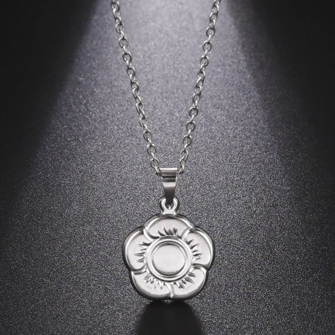Minimalist 304 Stainless Steel Flower Pendant Necklace For Women Girls Gold Silver Plated Dainty Floral Jewelry Birthday Gift