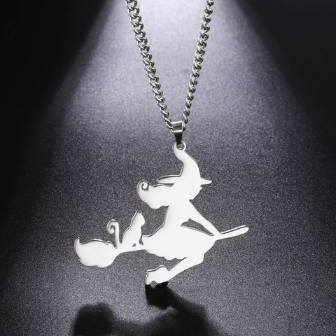 Collana in Acciaio Inossidabile Con Ciondolo a Forma di Strega Su Scopa e Gatto Gioielli Gothic Regalo Per Uomo Donna