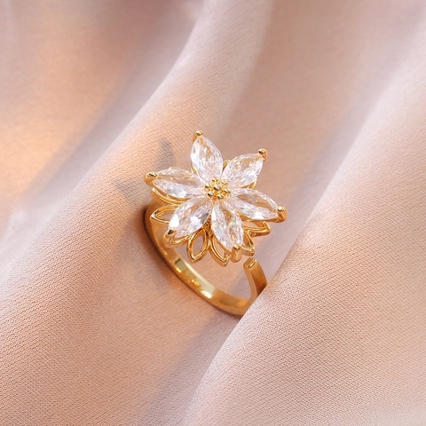Stainless Steel Rotating Zirconia Flower Pendant Necklace And Ring Elegant Gold Silver Women Fashion Jewelry Collection