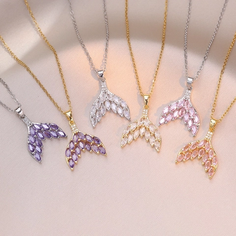 Titanium Steel Mermaid Tail Pendant Necklace For Women Elegant Marquise Zirconia Inlaid Fish Tail Clavicle Chain Jewelry