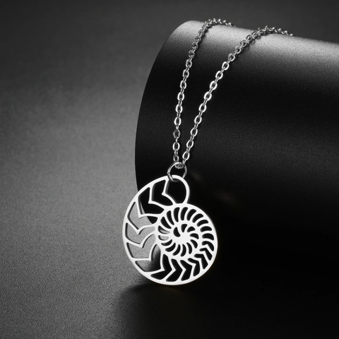 Minimalist Stainless Steel Nautilus Shell Pendant Necklace Geometric Hollow Spiral Fossil Jewelry For Women Gift