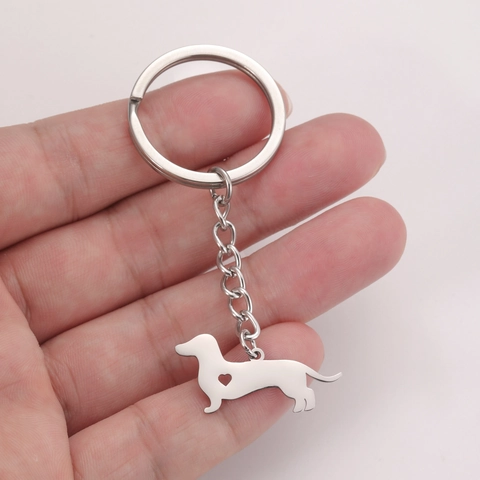 Portachiavi Bassotto in Acciaio Inossidabile Design Cuore Traforato Metallo Lucidato Silhouette Animale Accessorio Regalo