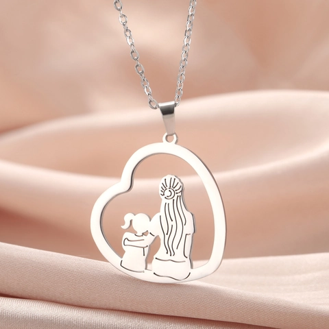 Fashion Stainless Steel Heart Pendant Necklace Hollow Mother And Child Silhouette Gold Silver Plated Jewelry Gift For Women