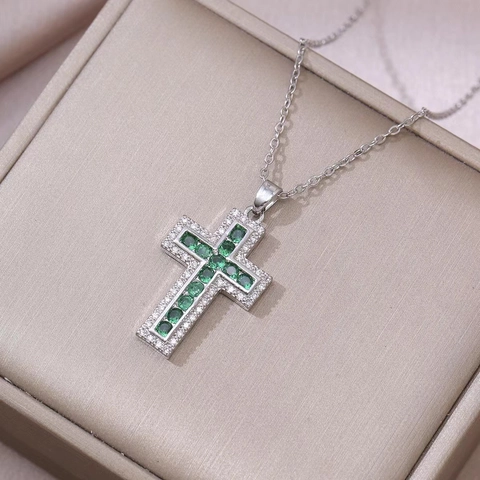 Vintage Stainless Steel Cross Pendant Necklace For Women Luxury Rhinestone Inlaid Cross Link Chain Necklace Choker Party Jewelry Gift