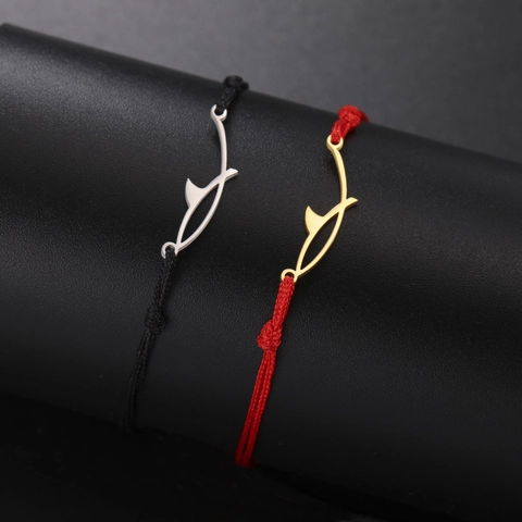 Minimalist 304 Stainless Steel Fish Shark Pendant Bracelet For Women Men Unisex Woven Red String Layered Chain Jewelry Gift