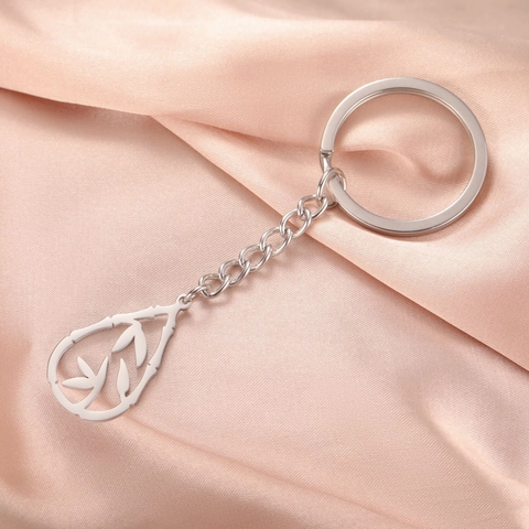 Llavero de Acero Inoxidable con Hoja de Bambú y Lágrima Colgante de Metal Calado Anillo de Llave para Mujer Hombre Regalo