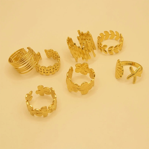 Anello Aperto a Fiore in Acciaio Inossidabile Placcato Oro 18K Regolabile Anello Stella Marina Conchiglia Donna Gioielli