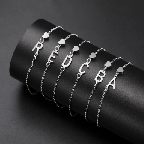 Armband aus 304 Edelstahl mit Herz- und Buchstabenanhängern Vergoldet Silberfarben Verstellbar Mode Schmuck Für Damen Valentinstag Geschenk
