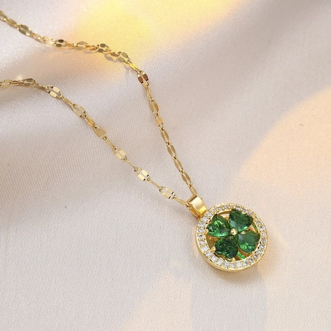 Collar Con Colgante de Flor de Acero de Titanio Cobre y Zirconia Para Mujer Joyería de Camelia Rotatoria Trébol