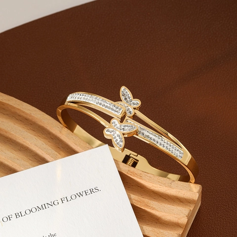 Fashion Butterfly Stainless Steel Bangle For Women Luxury Gold Plated Inlaid Rhinestone Hinged Cuff Bracelet Jewelry Gift