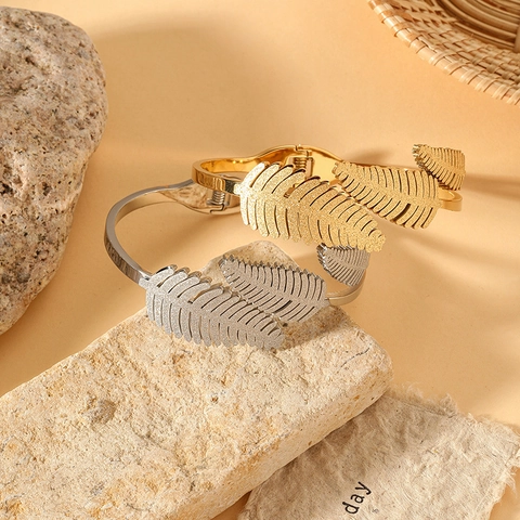 French Vintage Stainless Steel Maple Leaf Feather Bangle For Women Matte Gold Silver Plated Hinge Opening Cuff Bracelet