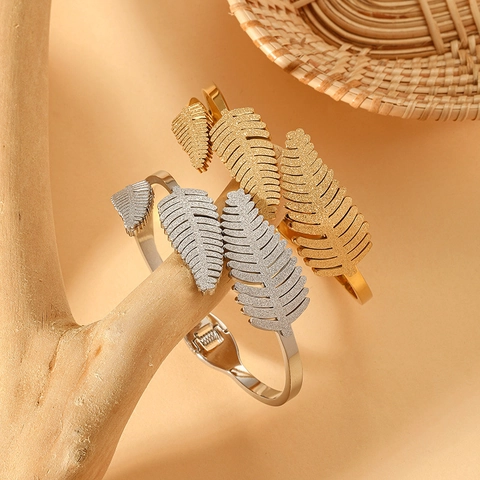 French Vintage Stainless Steel Maple Leaf Feather Bangle For Women Matte Gold Silver Plated Hinge Opening Cuff Bracelet