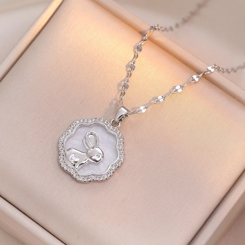 Luxury Stainless Steel Rabbit Pendant Necklace Shell Zirconia Inlaid Clover Flower Shape Bunny Jewelry Gift For Women