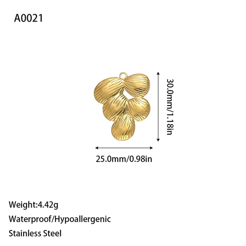 Ciondolo a Forma di Fiore in Acciaio al Titanio Placcato Oro 18K per Accessori Fai da Te Creazione Gioielli Charm Floreale in Acciaio Inossidabile
