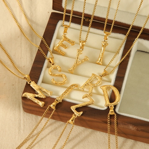 Fashion Stainless Steel 18K Gold Plated 26 English Alphabet Letter Necklace For Women Men Bark Texture Initial Pendant Jewelry