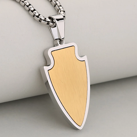 Collier Pendentif Bouclier de Flèche en Acier Inoxydable Homme Femme Or Argent Noir Brossé Bijoux Punk Industriel Accessoires
