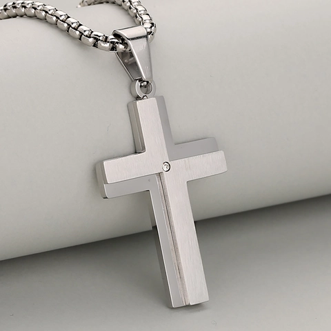 Collar con Colgante de Cruz de Acero Inoxidable para Hombres Mujeres Metal Cepillado Doble Capa Zirconia Joyería Religiosa de Moda Regalo