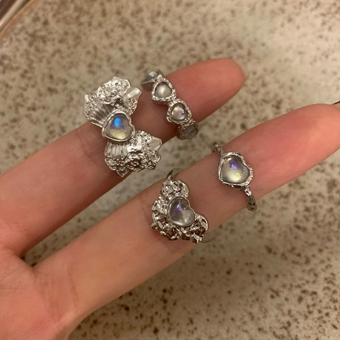 Niche Design Ins Style Moonstone Heart Irregular Open Ring For Women Vintage Bowknot Synthetic Opal Gold Plated Copper Ring