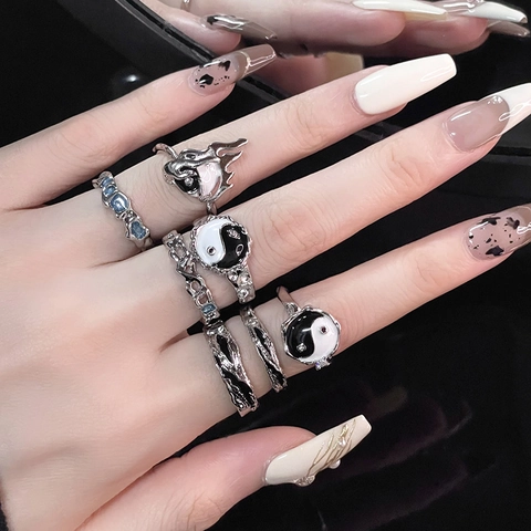 Vintage Punk Copper Yin Yang Tai Chi Adjustable Open Ring For Women French Irregular Lava Drip Oil Enamel Finger Ring Jewelry