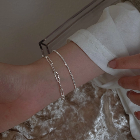 Minimalistischer Silberfarbener Büroklammer Kette Halskette Und Armband Set Für Damen Exquisite Zirkonia Mond Anhänger Schmuck