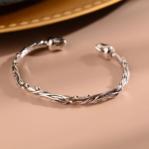 Vintage Silver Plated Copper Rose Thorn Vine Open Bangle For Women Retro Botanical Flower Adjustable Bracelet Jewelry
