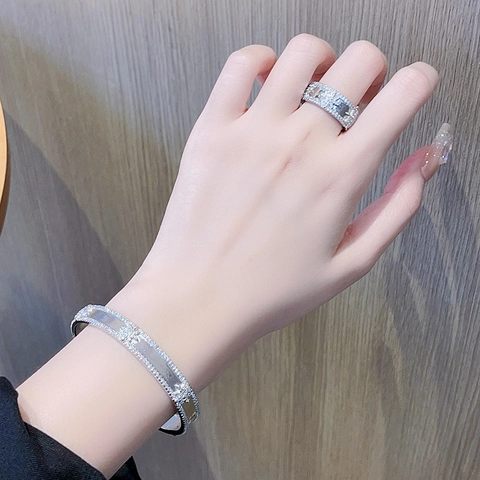 Luxuriöses Achtzackiger Stern Zirkonia Armband Und Ring Schmuckset Für Damen Versilbert Strass Armreif Fingerring Zubehör
