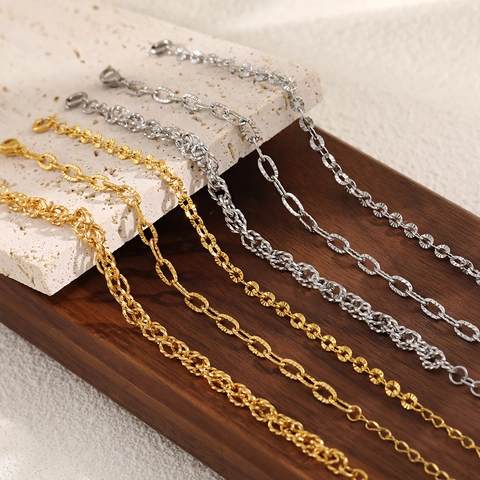 Bracelet Chaîne en Acier Inoxydable Mode pour Femmes PVD Plaqué Or 18K Maillons Ovales Texturés Corde Torsadée Bracelet Réglable Bijoux