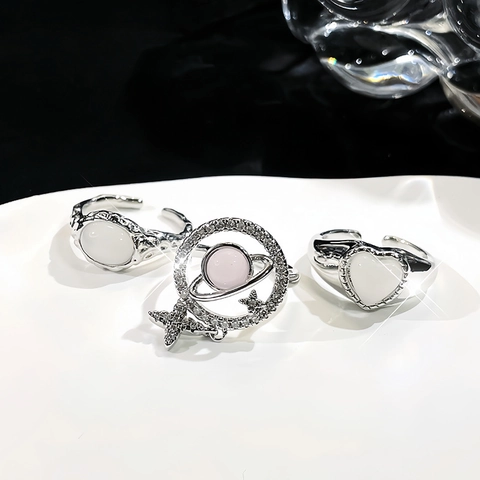 Neuer Chinesischer Stil Saturn Zirkon Stern Offener Ring Für Damen Herz Synthetischer Mondstein Verstellbarer Kupfer Fingerring Schmuck