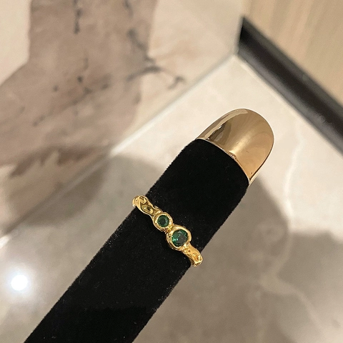 Bague Ouverte en Zircon Vert à Texture Irrégulière Cuivre Plaqué Or Bijoux Artistiques Rétro Ajustables pour Femmes