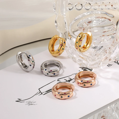 Vintage Titanium Steel Chunky Hoop Earrings Colorful Zirconia Starburst Engraved Huggie Earrings For Women Fashion Jewelry