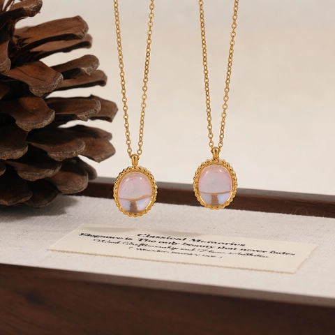 Titanium Steel Oval Moonstone Pendant Necklace For Women Korean Style Minimalist Clavicle Chain Gold Plated Vintage Jewelry