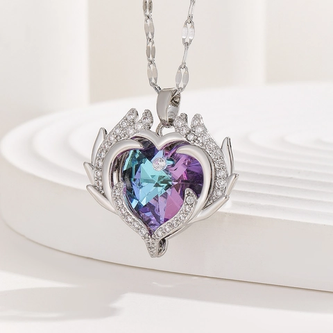 Luxury Copper Heart Pendant Necklace With Angel Wings Gradient Crystal Zirconia Romantic Jewelry Gift For Women Valentine