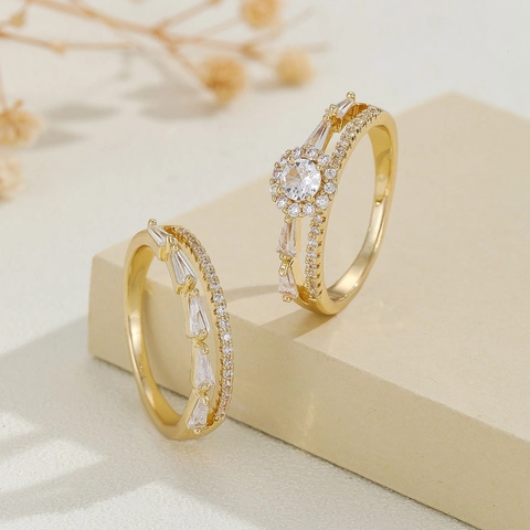 Luxury Copper Zirconia Couple Rings Set Minimalist Geometric Electroplated Gold Black Rings Gift For Valentine's Day