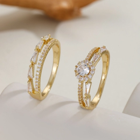 Luxury Copper Zirconia Couple Rings Set Minimalist Geometric Electroplated Gold Black Rings Gift For Valentine's Day