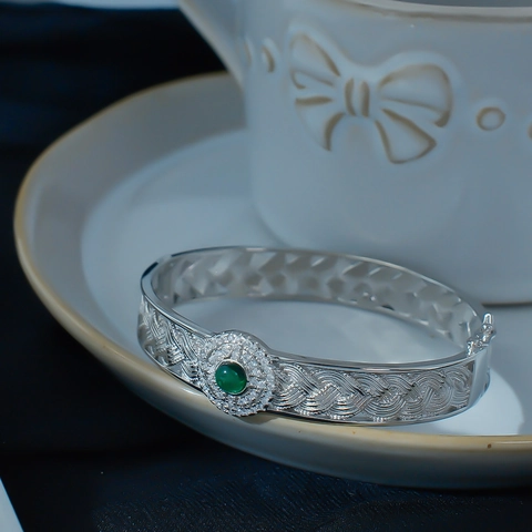 Vintage Silver Color Copper Woven Lace Bracelet For Women With Green Round Gemstone Rhinestones Retro Chinese Bangle Jewelry