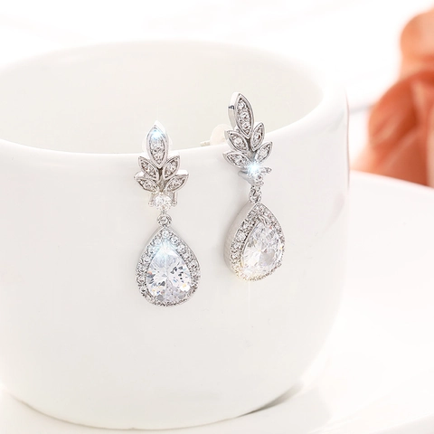 Eleganti Orecchini Pendenti in Rame e Zirconia a Goccia d'Acqua per Donna Design a Foglia Cristallo Incastonato Gioielli Festa