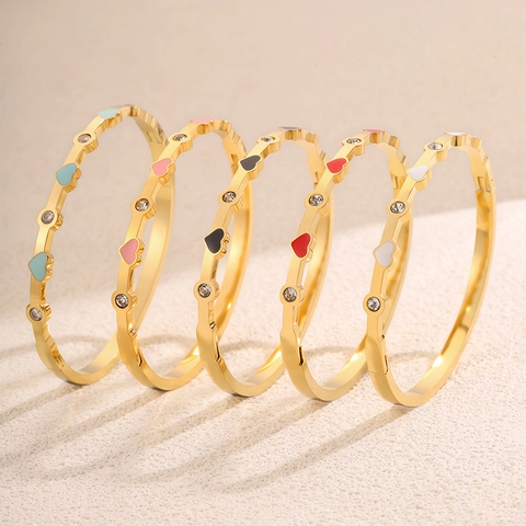 Bracelet Jonc en Acier Inoxydable en Forme de Cœur Émaillé pour Femme Plaqué Or Zircone Bijoux de Mode Tendance
