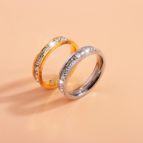 Bague Éternité en Acier Inoxydable avec Zirconium pour Femme Plaquée Or et Or Rose Pavé Pierre Carrée Bijoux