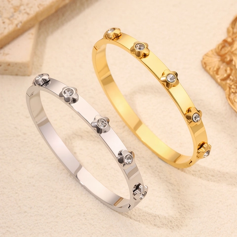 Jonc Mode en Acier Inoxydable Cœur Étoile Fleur Triangle Pour Femmes Or Argent Plaqué Zirconium Incrusté Bijoux Élégants