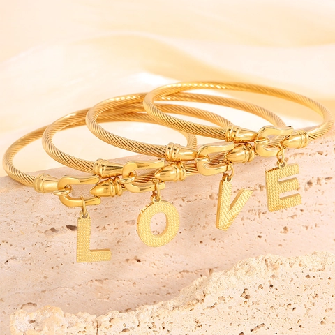 Mode Roestvrij Staal Gedraaide Kabel Armband Voor Vrouwen Verguld Beginletter Hoefijzer Armring Sieraden Cadeau