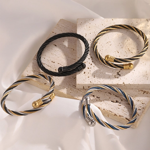 Bracelet Jonc Ouvert en Fil d'Acier Inoxydable Torsadé pour Hommes Bijoux Punk Fashion avec Embouts Sphériques