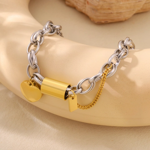 Bracelet Collier à Chaîne Industrielle avec Pendentif Cœur en Acier Inoxydable pour Femme Or Argent Bijoux de Mode Moderne