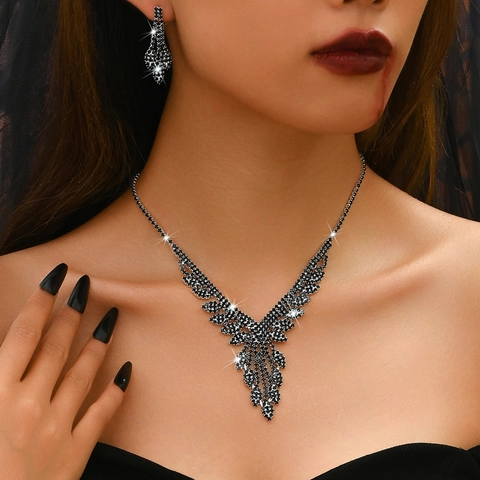 Gothic Black Rhinestone Leaf Necklace And Earrings Set For Women Wedding Halloween Party Photography Jewelry