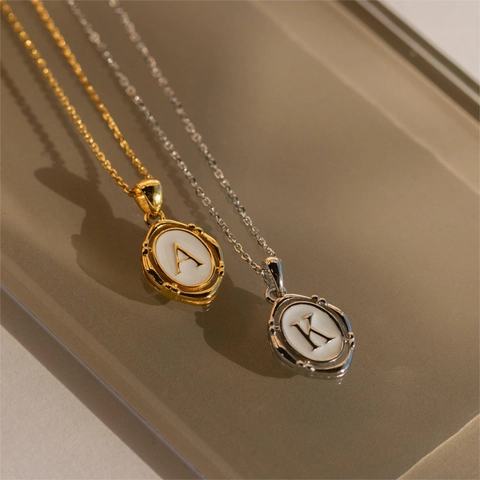 Minimalist Stainless Steel 18K Gold Plated Oval Alphabet Pendant Necklace For Women Vintage Enamel Letter Necklace Jewelry