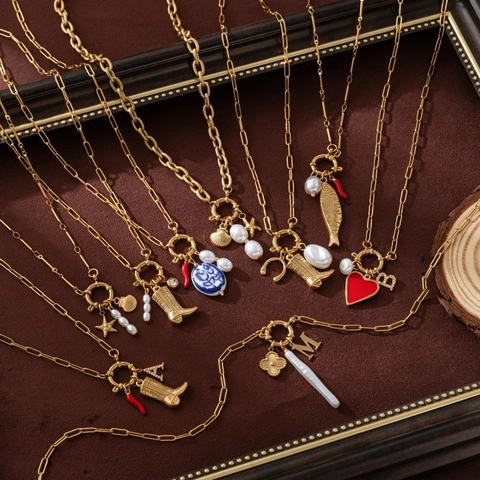 Vintage Stainless Steel Pendant Necklace For Women Gold Plated Paperclip Chain With Western Boot Chili Heart Artificial Pearl Shell Starfish Charms Bohemian Jewelry