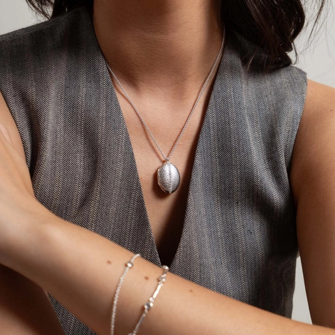 Hammered Stainless Steel Pendant Necklace For Women Zirconia Inlaid Heart Round Oval Locket Necklace Gold Silver Plated Jewelry Gift