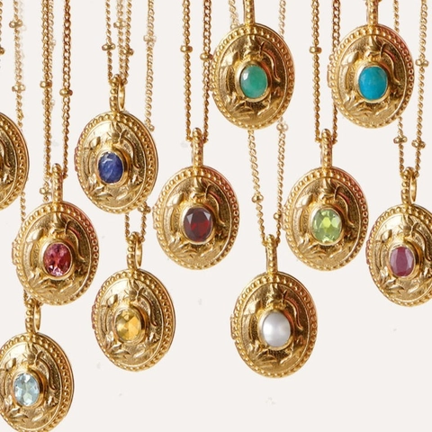 Vintage Stainless Steel Oval Locket Necklace For Women Embossed Flower Birthstone Pendant Gold Plated Satellite Chain Jewelry